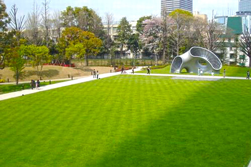 東京ミッドタウン芝生広場